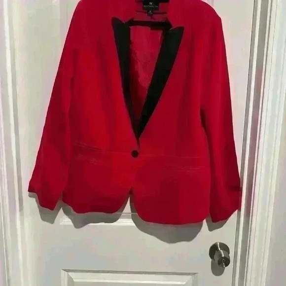 Women’s Worthington Red Blazer with Black - Picture 1 of 4